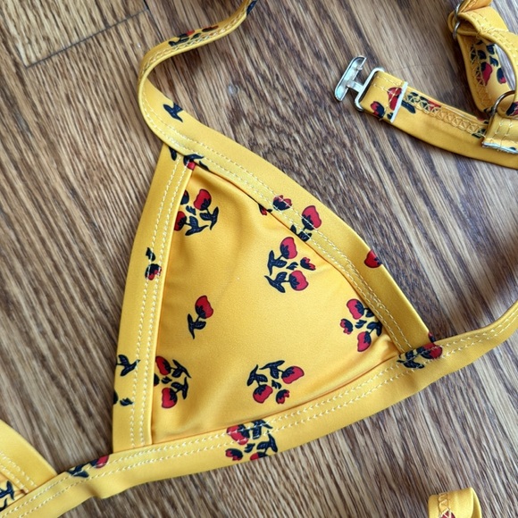 Yellow floral cheeky bikini - Picture 2 of 3